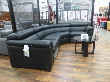 Natuzzi Tommaso Leather R/H power reclining corner sofa Natuzzi Tommaso Leather R/H power reclining corner sofa