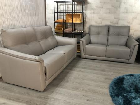 Francoferri Italia Nena Leather power 3 & static 2 seater Francoferri Italia Nena Leather power 3 & static 2 seater