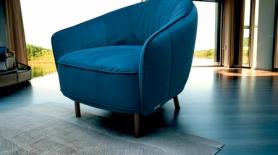 Natuzzi Editions Brezza Velvet blue Feature Accent Chair